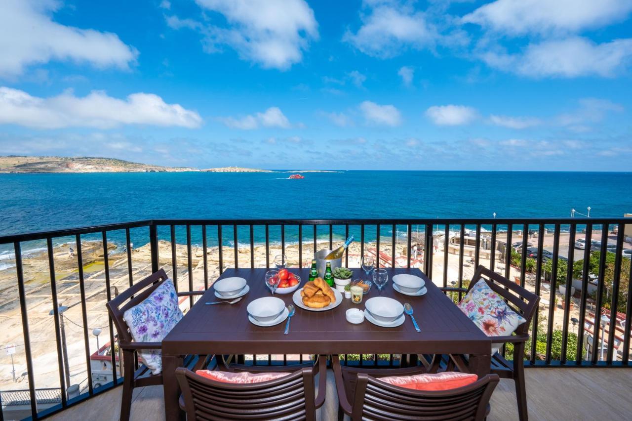 Islet Promenade Seafront Apartment With Large Corner Terrace By Getawaysmalta St. Paul's Bay Bagian luar foto